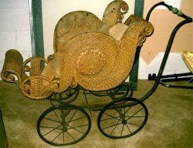 wicker baby carrige