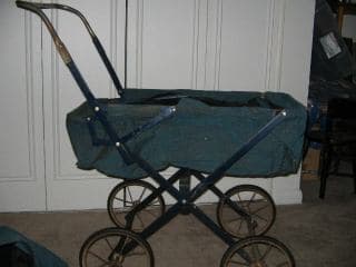 1940 baby carriage
