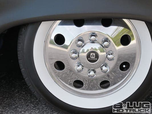 8_lug_wheel